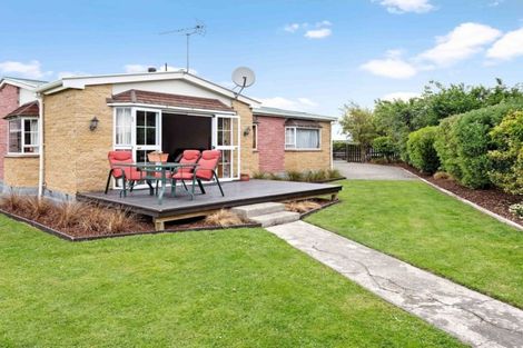 Photo of property in 27 Cross Street, Coalgate, 7673