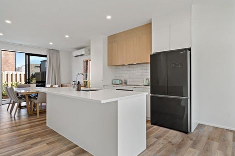 Photo of property in 71 Mangahoe Road, Mount Wellington, Auckland, 1062