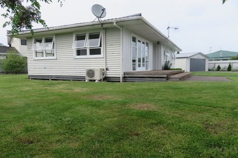 Photo of property in 238b Warwick Road, Mayfair, Hastings, 4122