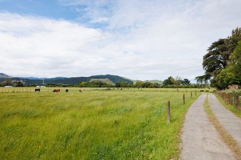 Photo of property in 71 Engles Road, Shannon, 4821