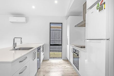 Photo of property in 15 Jean Batten Lane, Rolleston, 7615