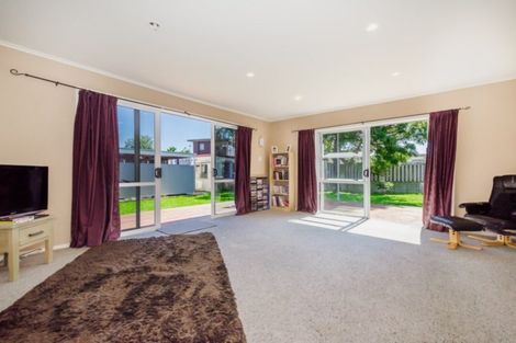 Photo of property in 21 Te Kupe Road, Paraparaumu Beach, Paraparaumu, 5032