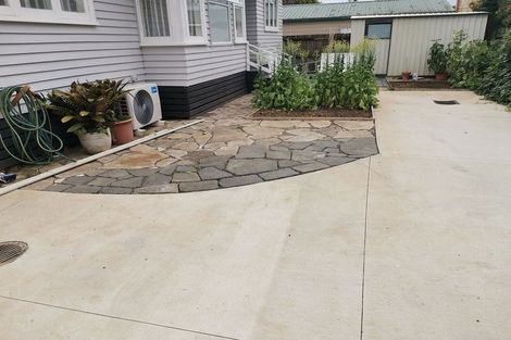 Photo of property in 15c Rimu Road, Mangere Bridge, Auckland, 2022