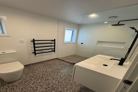 Photo of property in 117 Vodanovich Road, Te Atatu South, Auckland, 0610