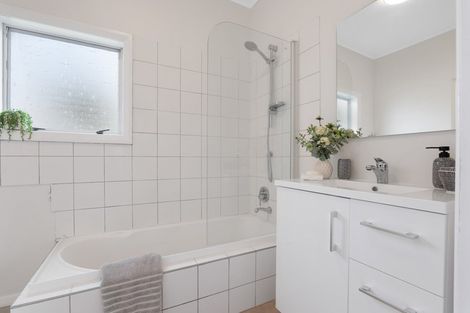 Photo of property in 85 Broadway, Stratford, 4332