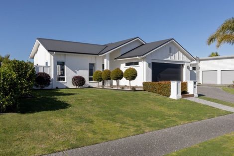 Photo of property in 46 Cassinia Close, Papamoa Beach, Papamoa, 3118