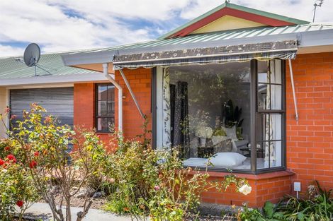 Photo of property in 4/7 Peverel Street, Riccarton, Christchurch, 8011