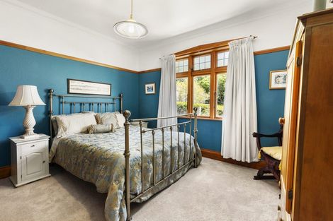 Photo of property in 166 Wadestown Road, Wadestown, Wellington, 6012