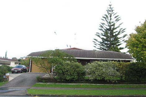 Photo of property in 2/145 Gossamer Drive, Pakuranga Heights, Auckland, 2010