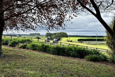 Photo of property in 2204 Cheltenham Hunterville Road, Beaconsfield, Feilding, 4779