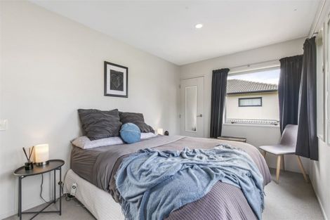 Photo of property in 45 San Valentino Drive, Henderson, Auckland, 0612