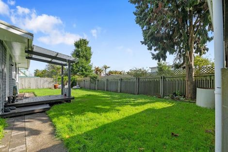 Photo of property in 8b Wyndham Road, Hannahs Bay, Rotorua, 3010