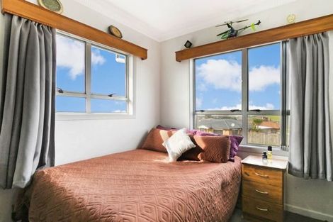 Photo of property in 28 Prangley Avenue, Mangere, Auckland, 2022