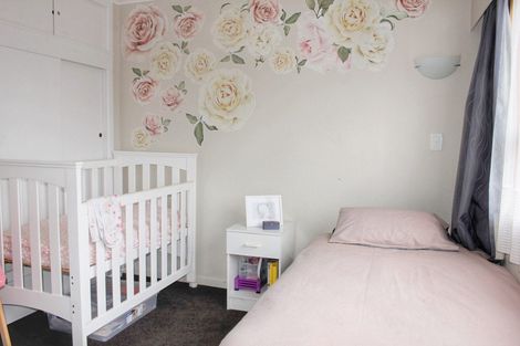 Photo of property in 28 Bickerstaffe Road, Maungaturoto, 0520