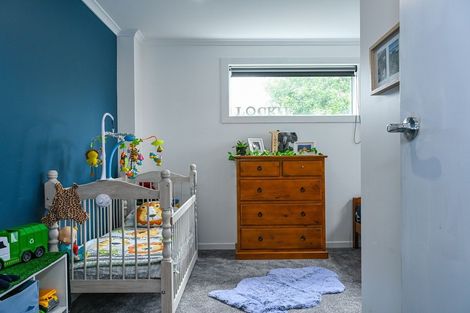 Photo of property in 2 Muir Street, Green Island, Dunedin, 9018