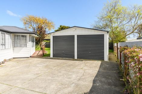 Photo of property in 92 Apollo Parade, Milson, Palmerston North, 4414