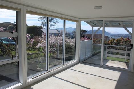 Photo of property in 61 Isadore Road, Saint Clair, Dunedin, 9012