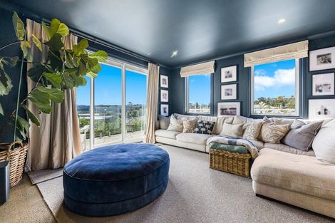 Photo of property in 7 Odlin Lane, Red Beach, 0932