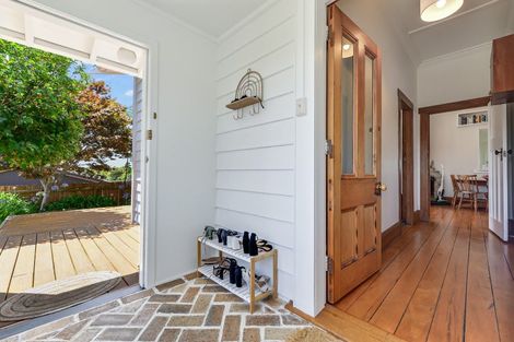 Photo of property in 75 Tuhikaramea Road, Dinsdale, Hamilton, 3204