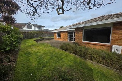 Photo of property in 10 Lynwood Place, Owhata, Rotorua, 3010