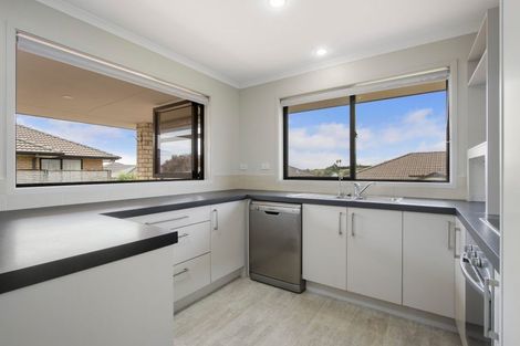 Photo of property in 55 Malta Crescent, Katikati, 3129