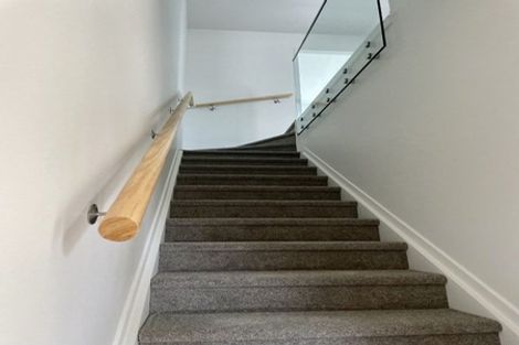 Photo of property in 2d Cockayne Crescent, Sunnynook, Auckland, 0620