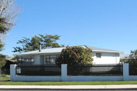 Photo of property in 57 Dominion Road, Papakura, 2110