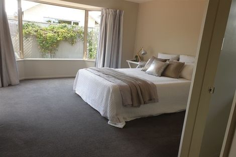 Photo of property in 84 Paparoa Street, Papanui, Christchurch, 8053