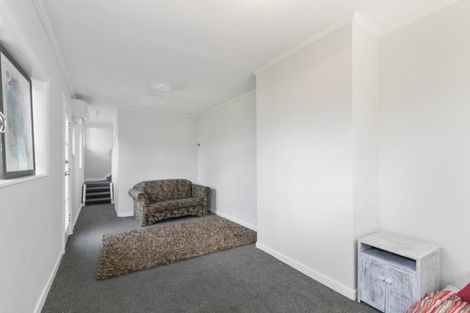 Photo of property in 5 Gaskill Grove, Harbour View, Lower Hutt, 5010