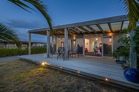 Photo of property in 41 Punga Street, Tangimoana, 4822