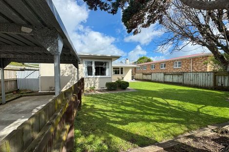Photo of property in 4 Alton Place, Hokowhitu, Palmerston North, 4410