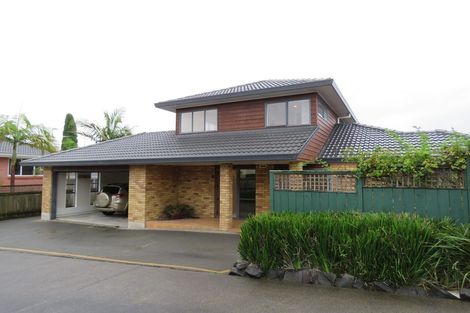 Photo of property in 8 Dunn Place, Farm Cove, Auckland, 2010