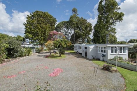 Photo of property in 10 Roretana Drive, Athenree, Katikati, 3177