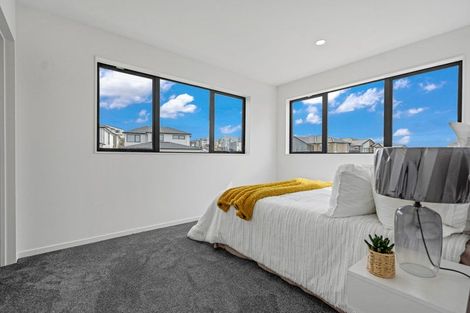 Photo of property in 25 Tannaghmore Drive, Flat Bush, Auckland, 2019