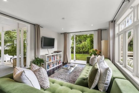 Photo of property in 8 Green Lane East, Remuera, Auckland, 1050