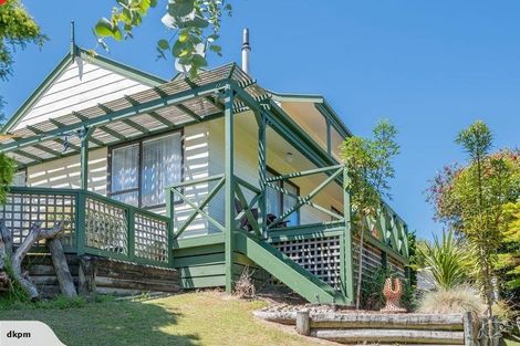 Photo of property in 38 Makora Road, Otaihanga, Paraparaumu, 5036