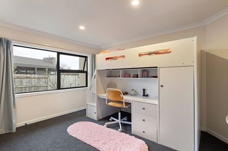 Photo of property in 6 Trump Place, Kelvin Grove, Palmerston North, 4414