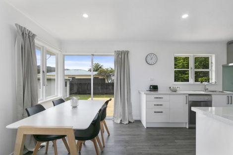 Photo of property in 2 Edmonds Street, Wainuiomata, Lower Hutt, 5014