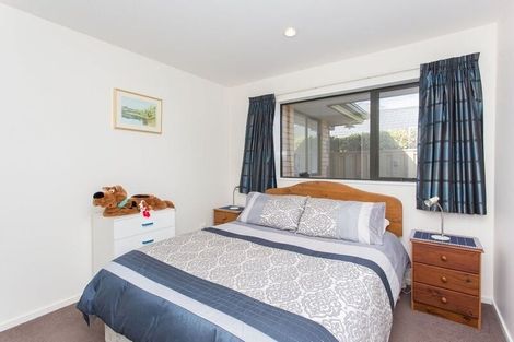 Photo of property in 15 Mahlet Street, Northwood, Christchurch, 8051