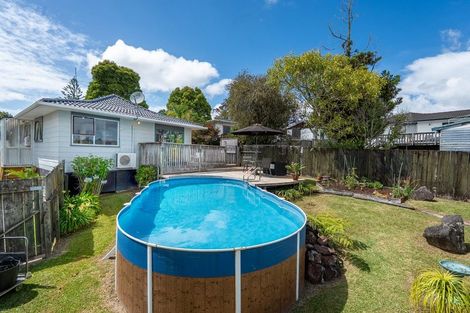 Photo of property in 4 Spinella Drive, Bayview, Auckland, 0629
