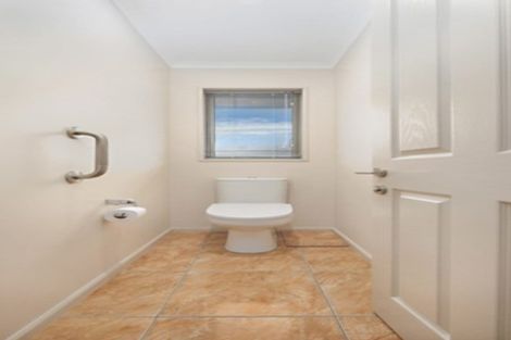 Photo of property in 16 Lynley Drive, West Melton, 7618