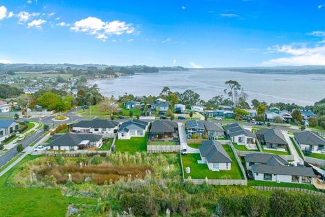 Photo of property in 59 Mclarin Road, Glenbrook, Waiuku, 2681
