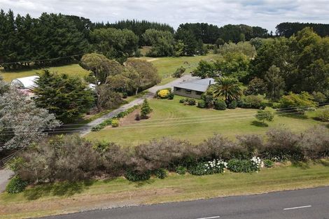 Photo of property in 21 Raumai Road, Bulls, 4894