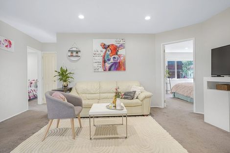 Photo of property in 4 Sudbury Court, Rototuna North, Hamilton, 3210