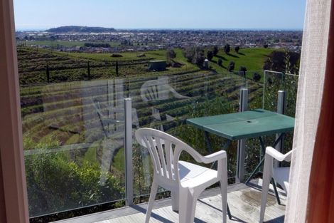 Photo of property in 70 Tironui Drive, Taradale, Napier, 4112