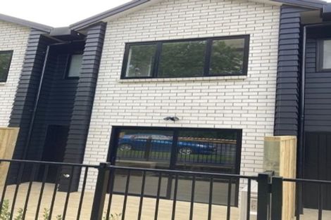 Photo of property in 2/14 Ruakiwi Road, Hamilton Lake, Hamilton, 3204