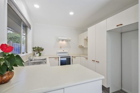 Photo of property in 14 Castle Way, Beckenham, Christchurch, 8023