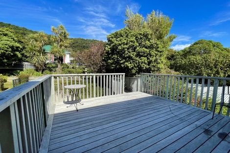 Photo of property in 21 Austin Street, Mount Victoria, Wellington, 6011