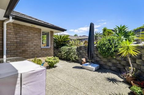 Photo of property in 1/22 Ellenbury Place, Stanmore Bay, Whangaparaoa, 0932