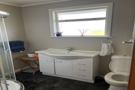 Photo of property in 8 Paisley Street, Awapuni, Palmerston North, 4412